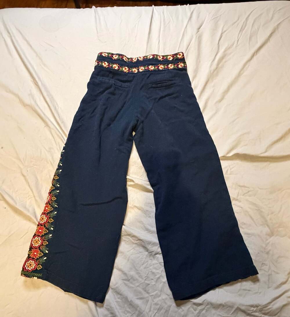 Zara - Picture 3 of 3